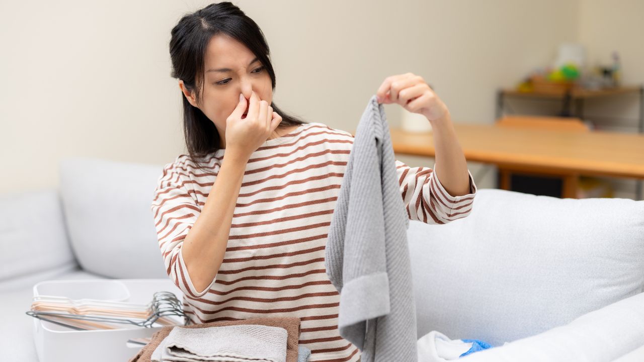 How to Eliminate That Musty Smell from Towels After Washing