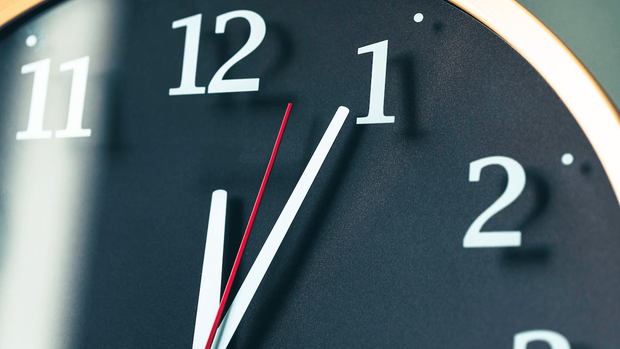 Clocks ‘fall back’ soon: When does the time change? When does daylight saving time end?